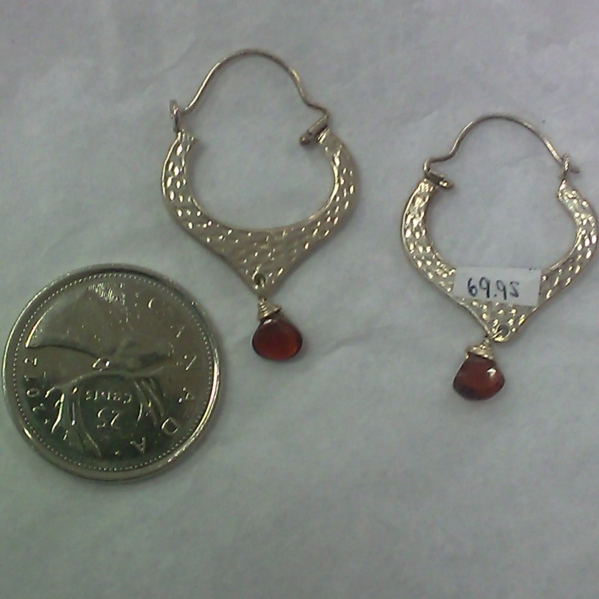 Amber bead hanging Earring