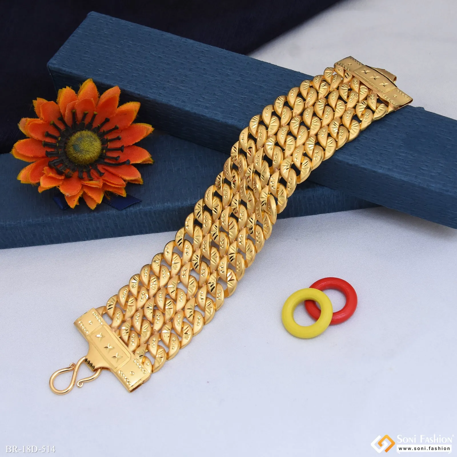 Excellent Design Gold Plated Pokal Bracelet for Men - Style D514