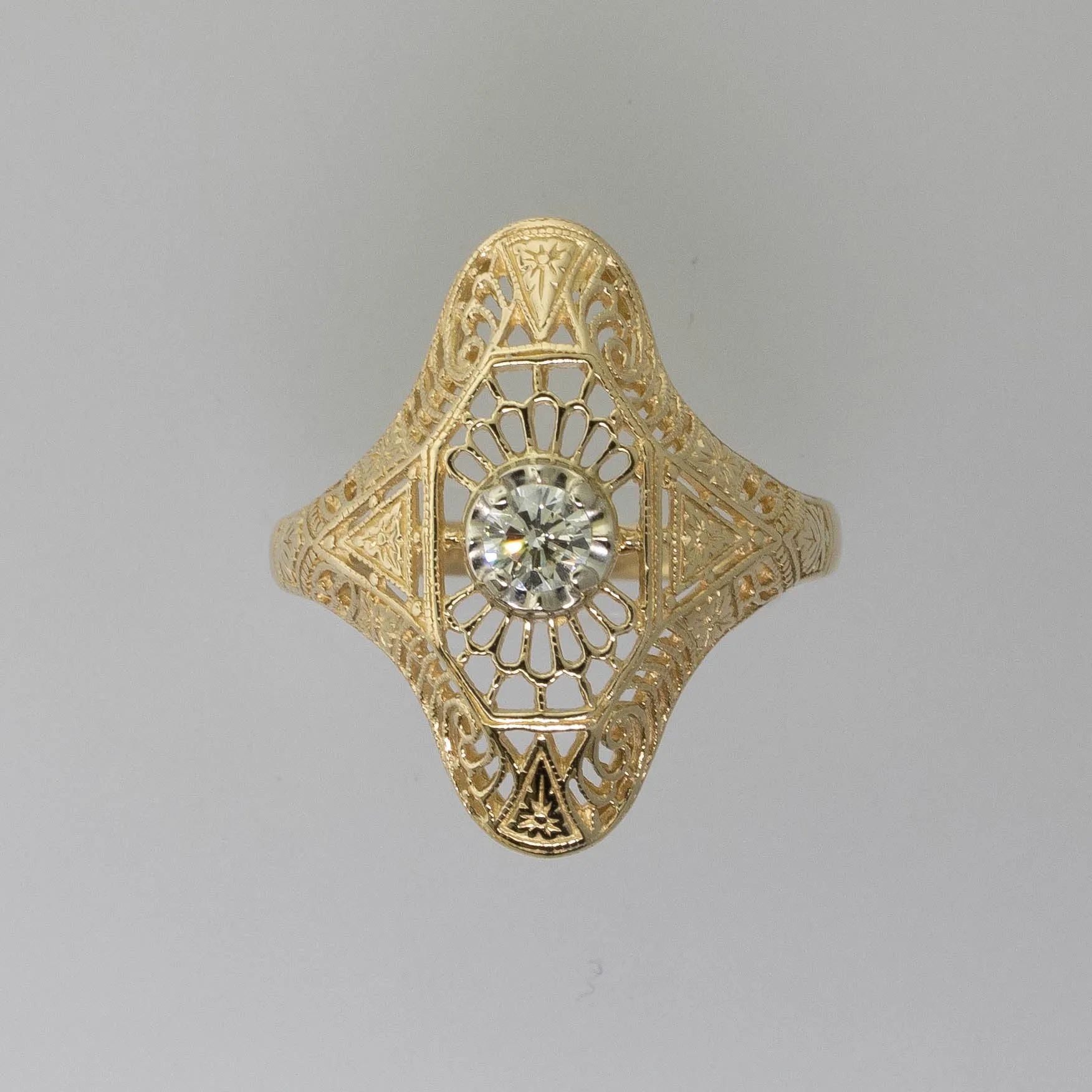 Pre-Owned 14K Two-Tone Antique Reproduction Ring .15CT Diamond Size 7.75