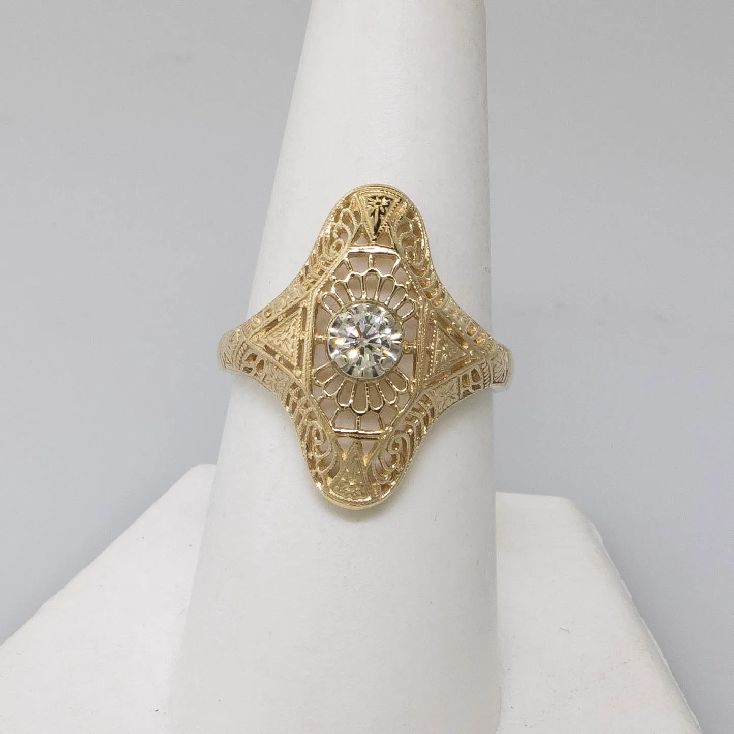 Pre-Owned 14K Two-Tone Antique Reproduction Ring .15CT Diamond Size 7.75