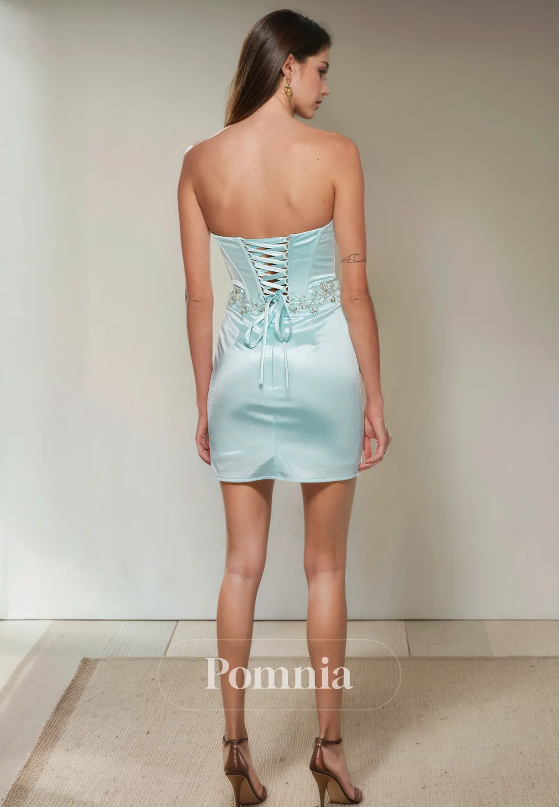 Sheath/Column Strapless V-Neck Beaded Sleeveless Short Homecoming Dress