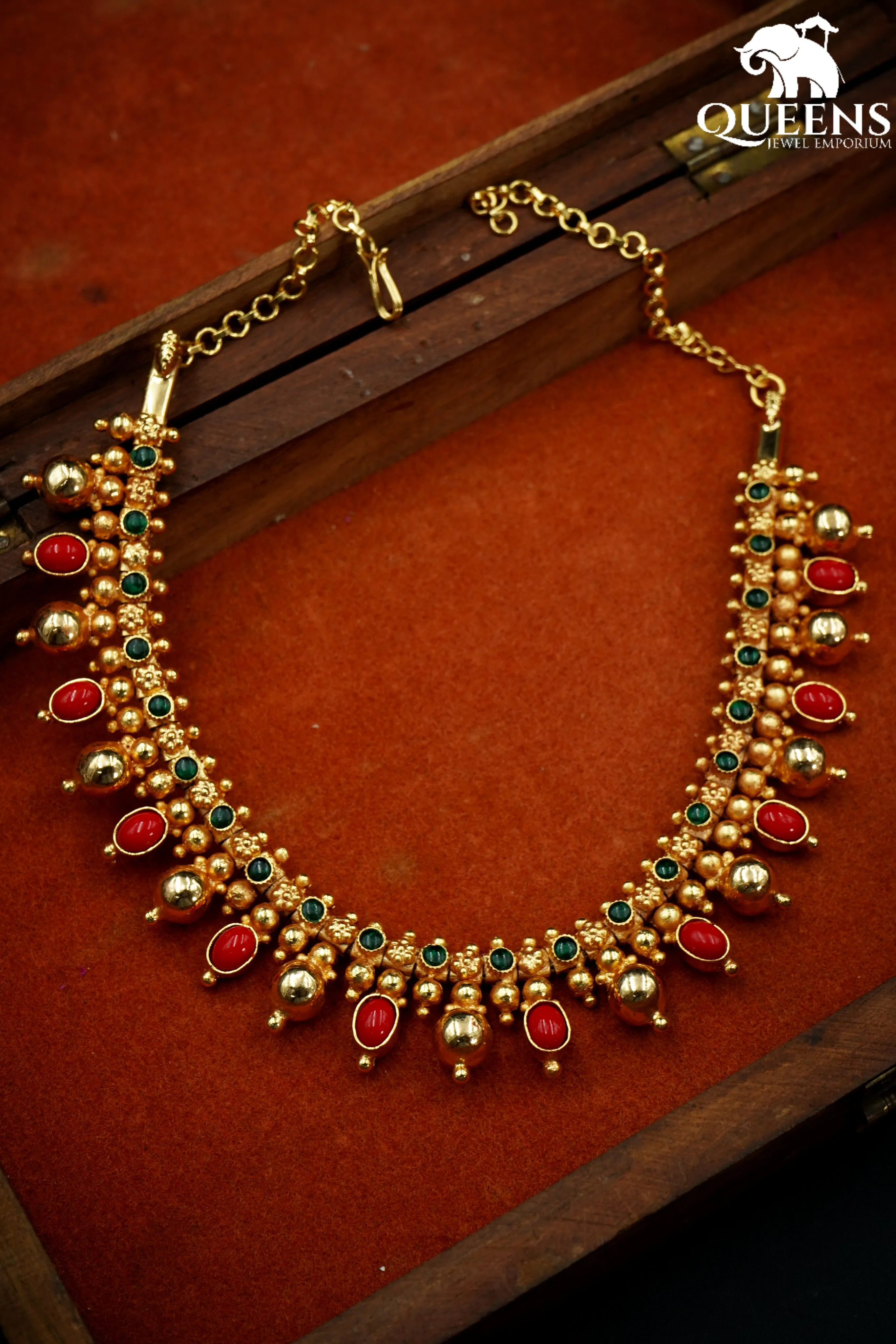 THUKIRA NECKLACE